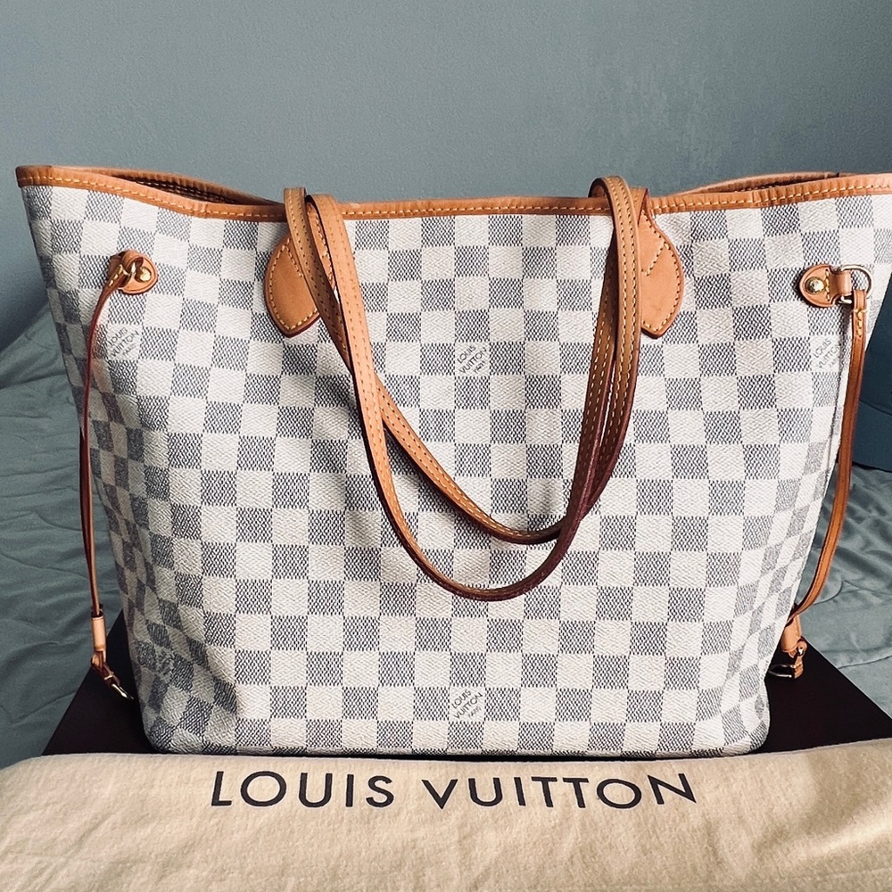 Louis Vuitton Damier Azur Neverfull Tote MM (with box)